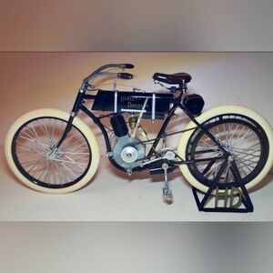 1903-1904 Vintage Harley Davidson Serial Number One Authentic Replica Motorcycle